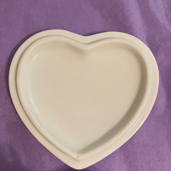 Adorable Precious Moments china trinket heart shaped box! - Picture 8 of 16